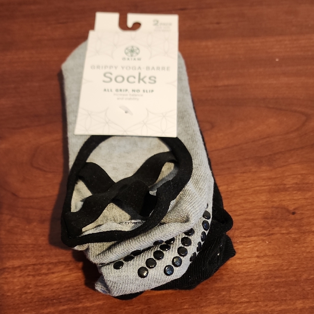 Grippy Yoga Barre Socks - Black and Gray
